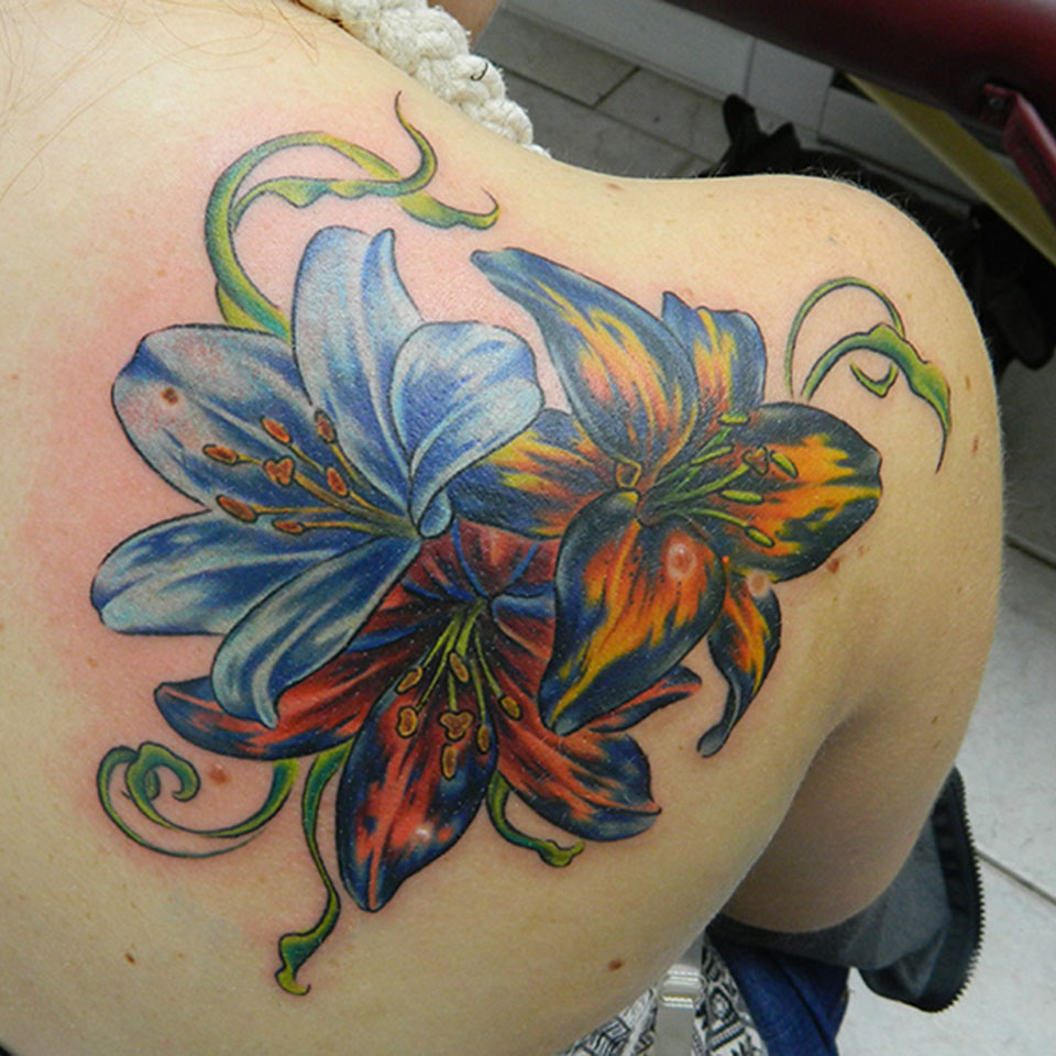Tattoo Artist Montreal Marc Bonin Oly Anger Tattoo Montreal Ivy27